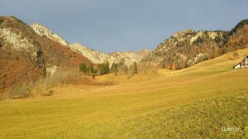 Hills of Pani in autumn  
